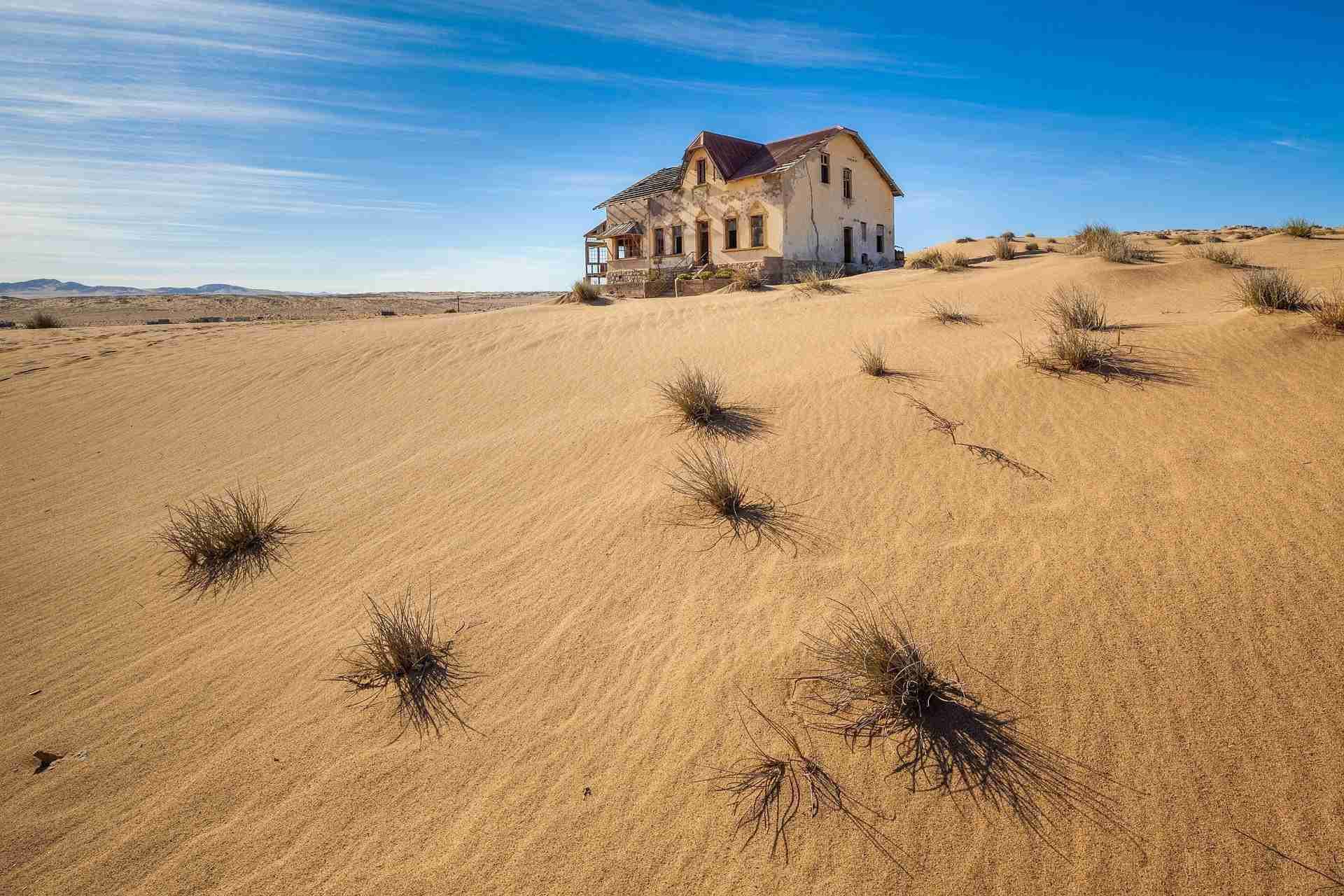 Kolmanskop Abandoned House at Midday-Photo by Chris Stenger