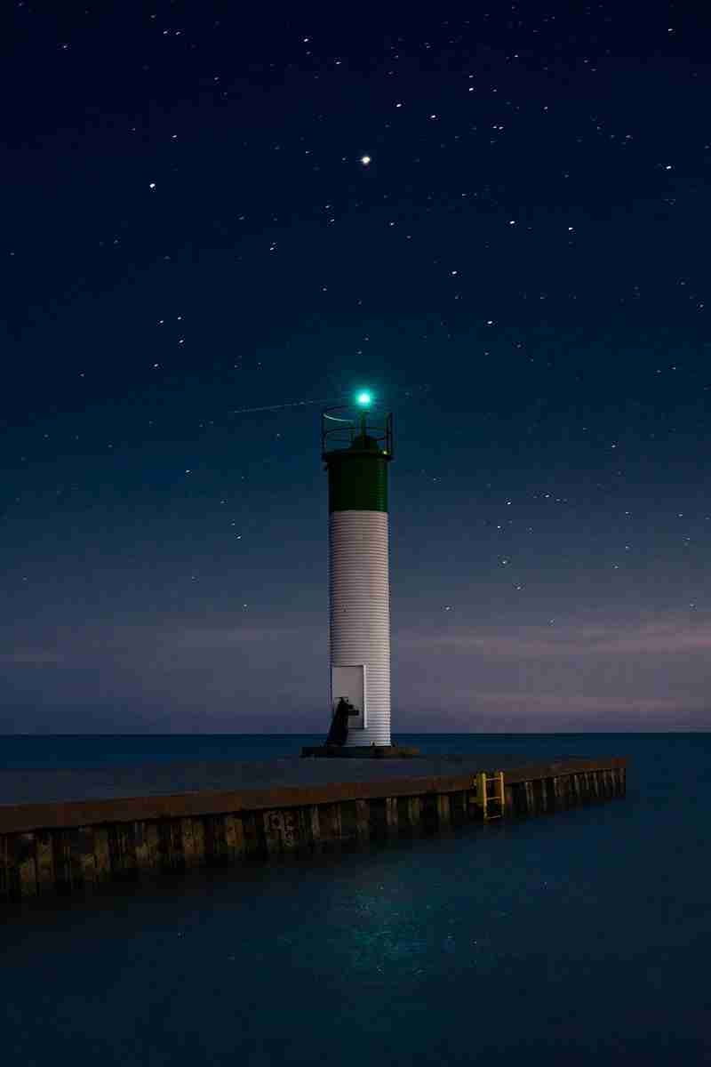 Port Bruce Pierhead Light