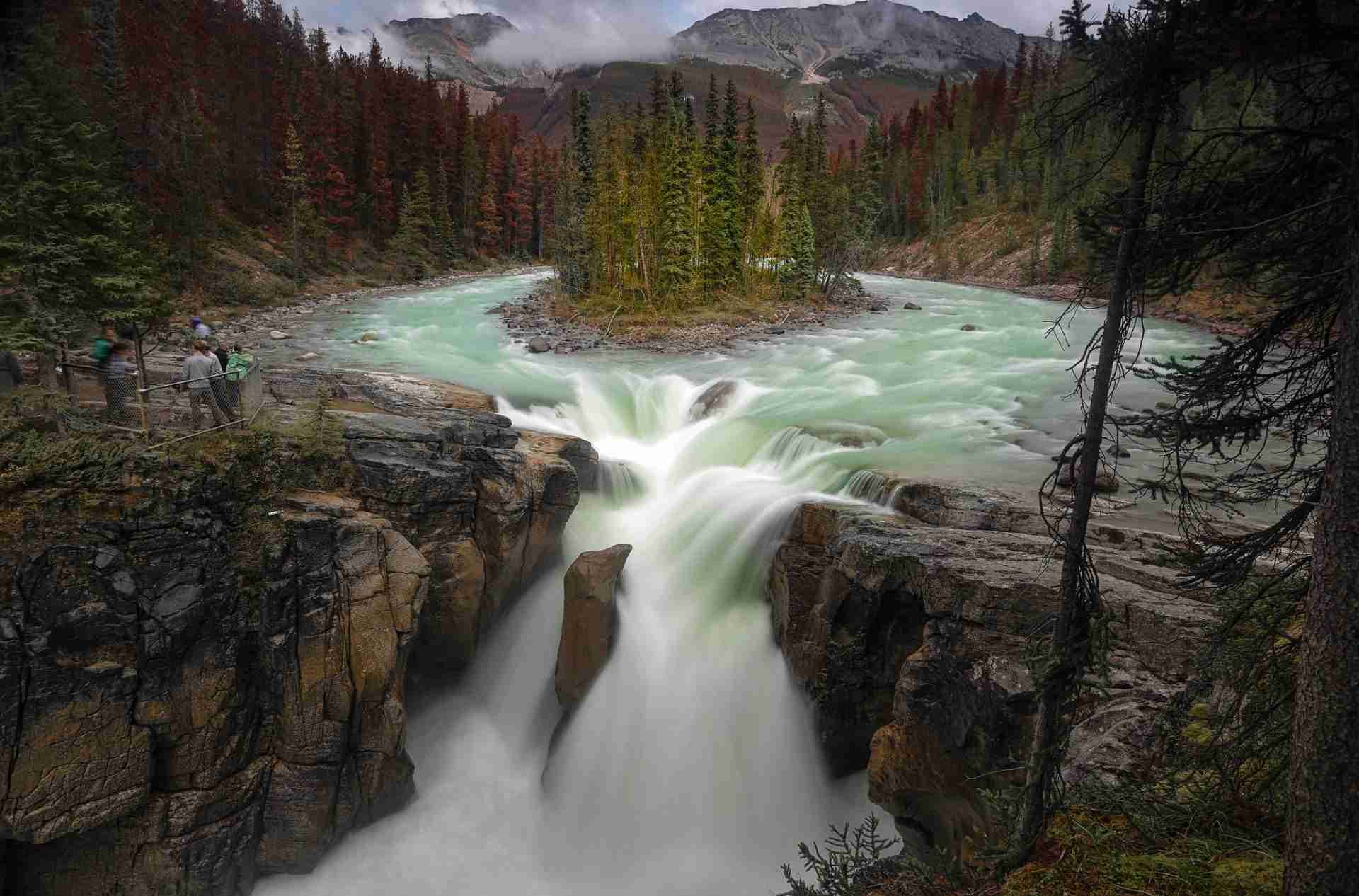 Sunwapta Falls