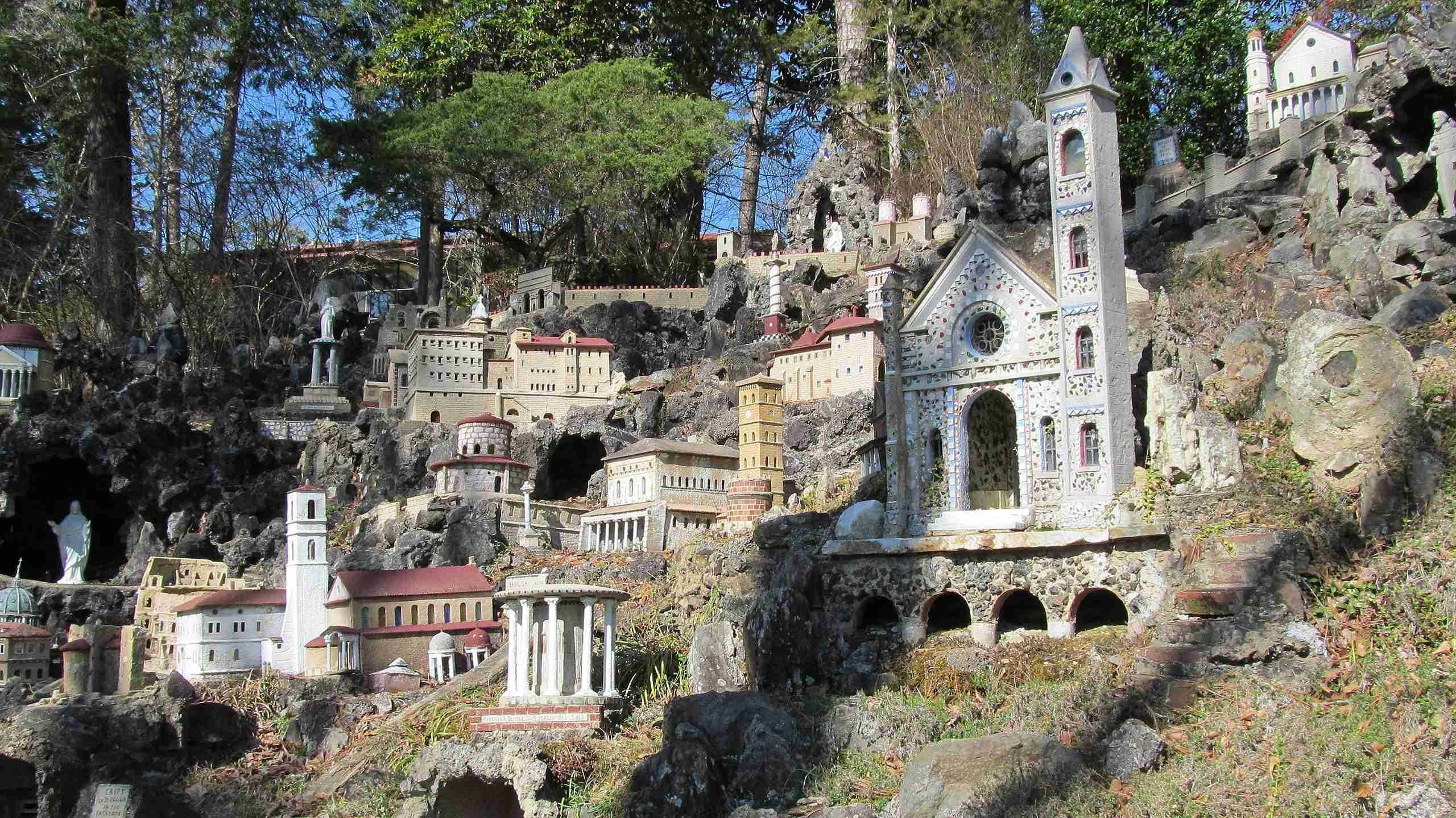 Ave Maria Grotto