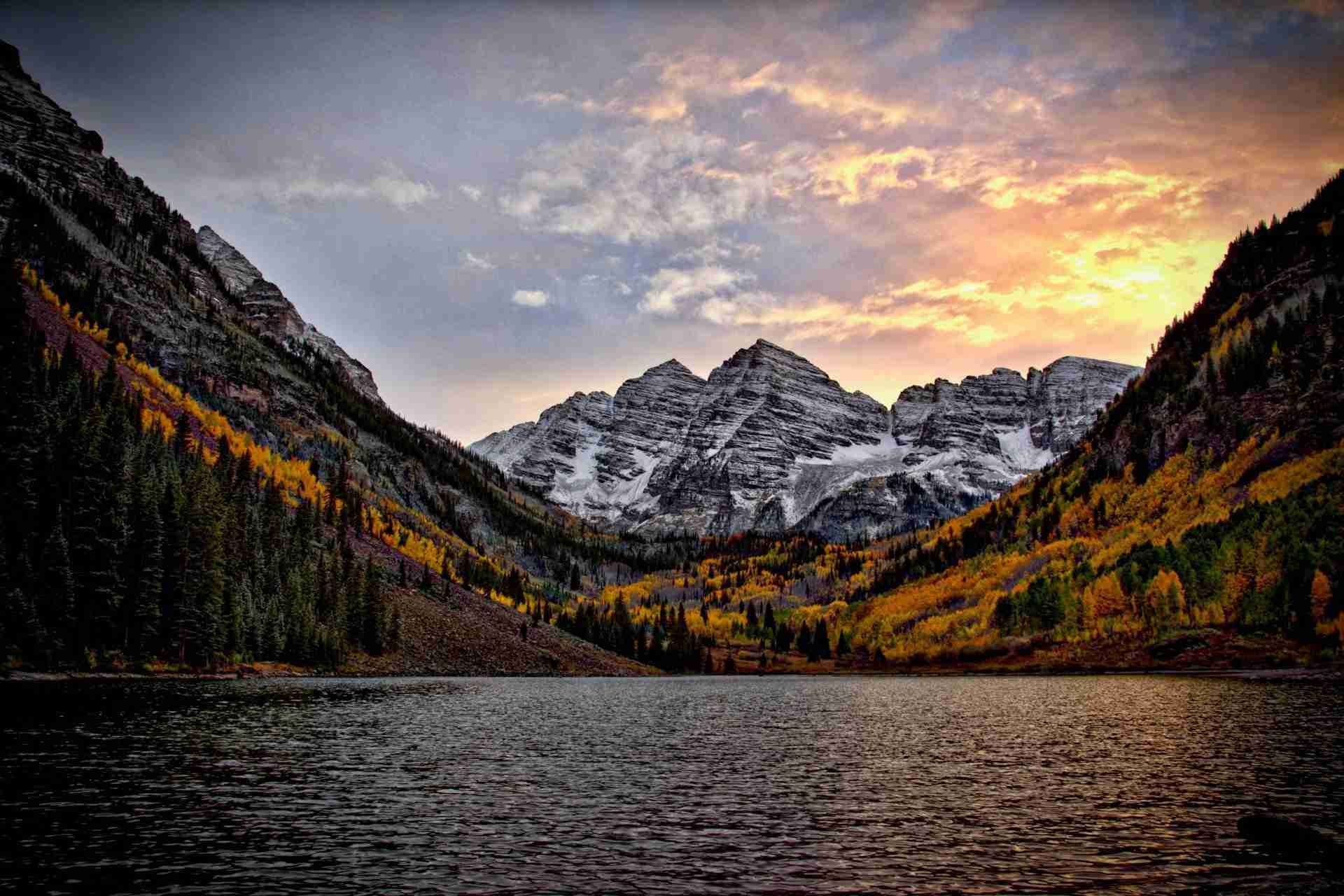 Maroon Bells & Maroon Lake