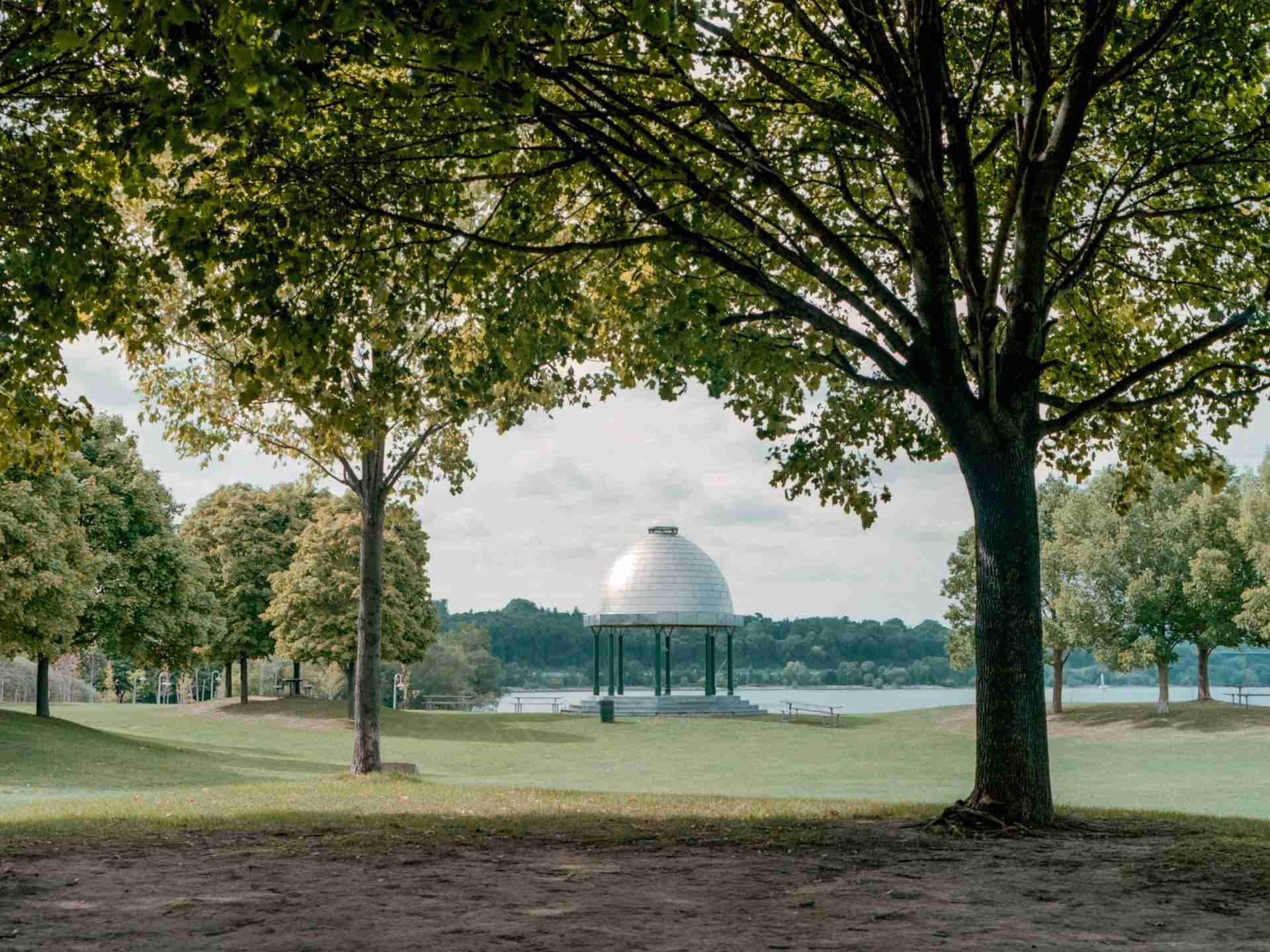 Bayfront Park by Andre Portolesi