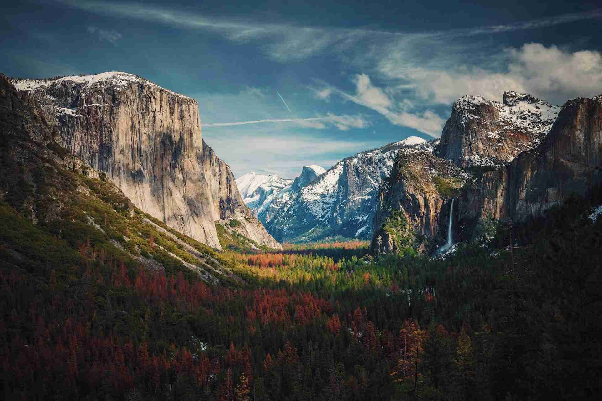 Tunnel View by Aniket Deole