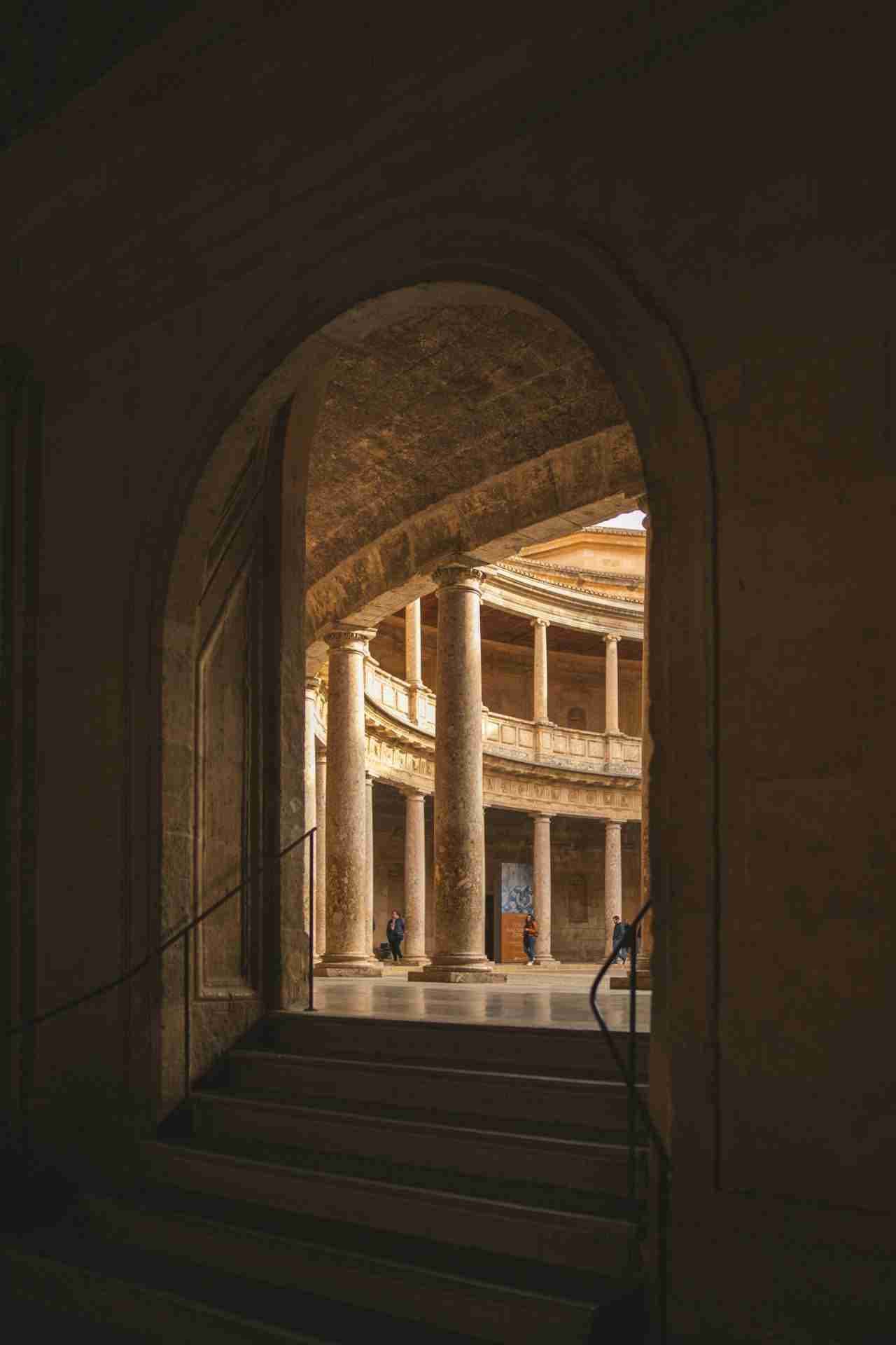 Palacio de Carlos V by Víctor Hugo