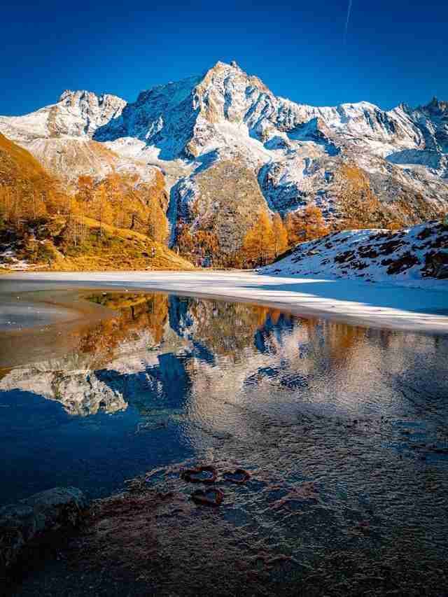 Lac Bleu by Sylvain Mauroux
