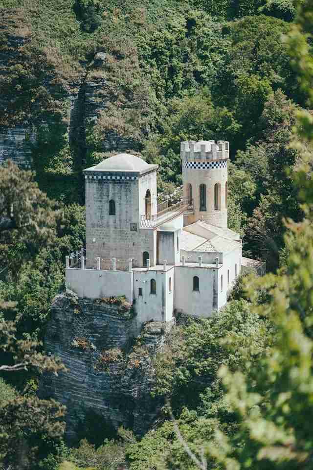 Torretta Pepoli by Jakub Flis