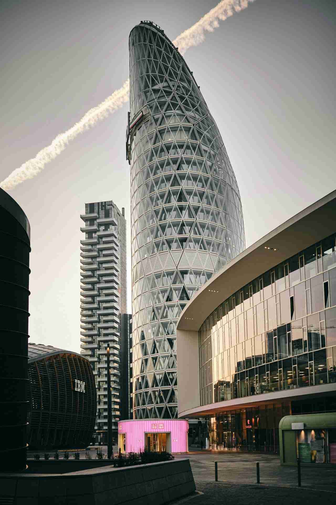 Unipol Tower by Marcus Ganahl