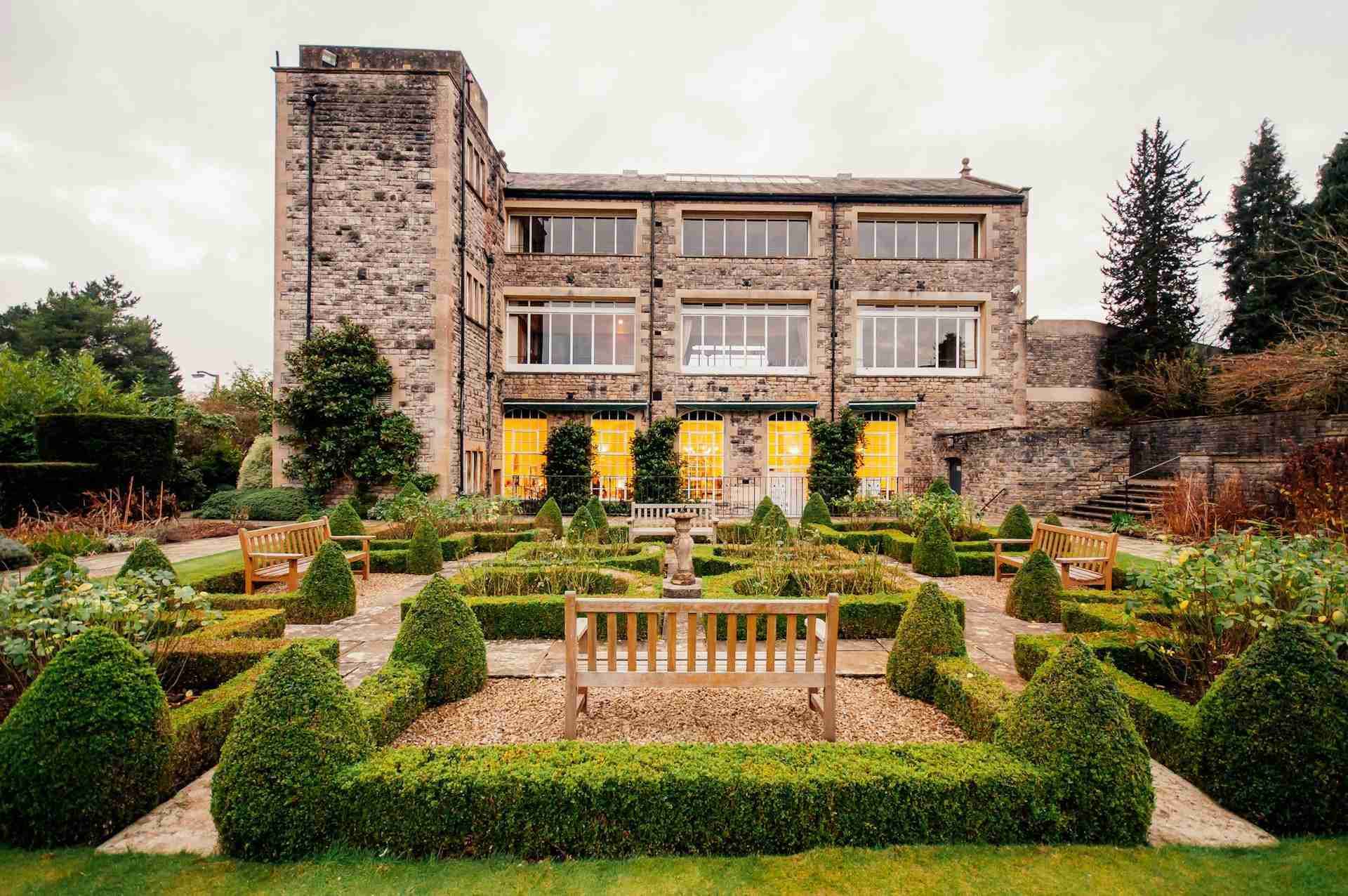 Kilver Court Gardens by Tom Rickhuss