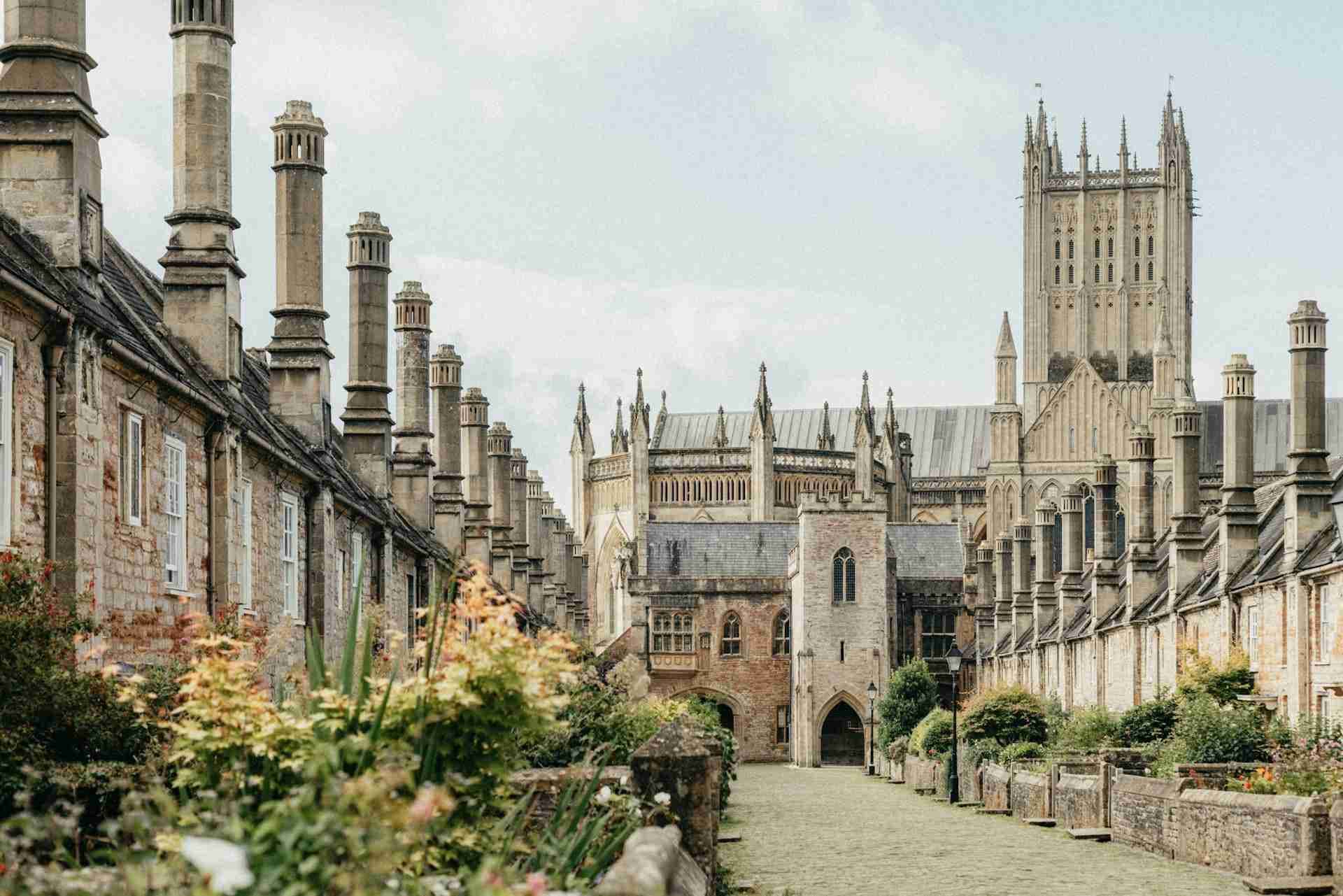 Vicar’s Close by Annie Spratt