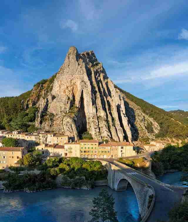 Rocher de la Baume