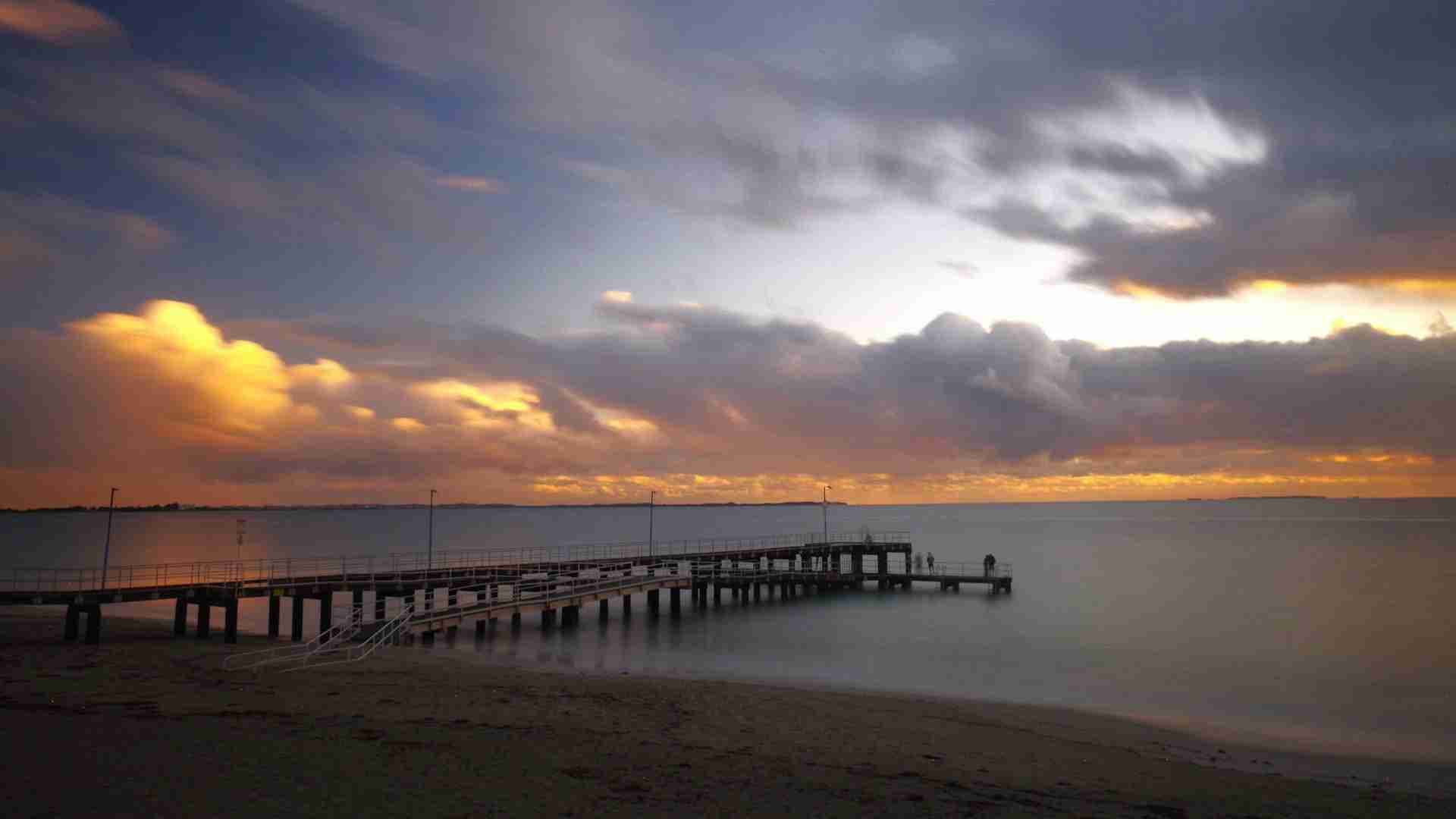 Coogee Jetty by Ian