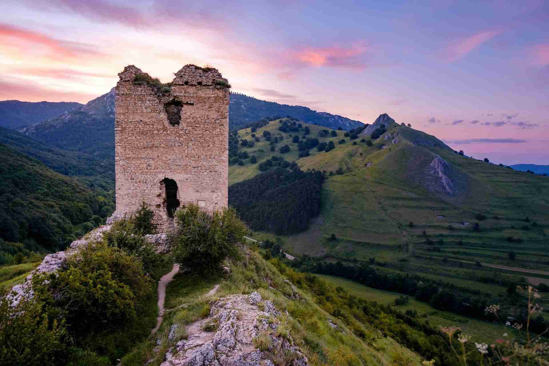 Trascău Fortress by Ovidiu Cozma