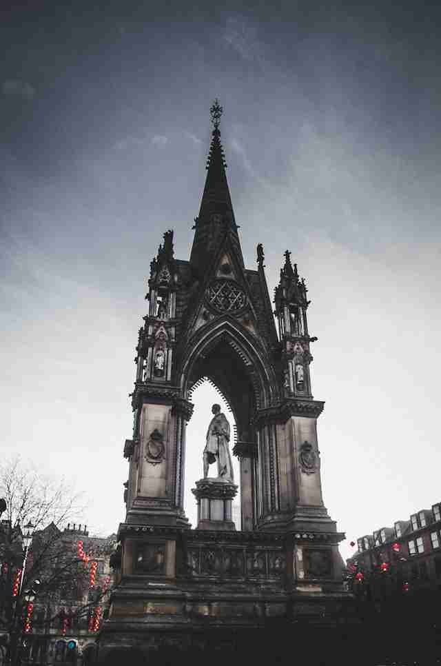 Albert Memorial by Chris Czermak