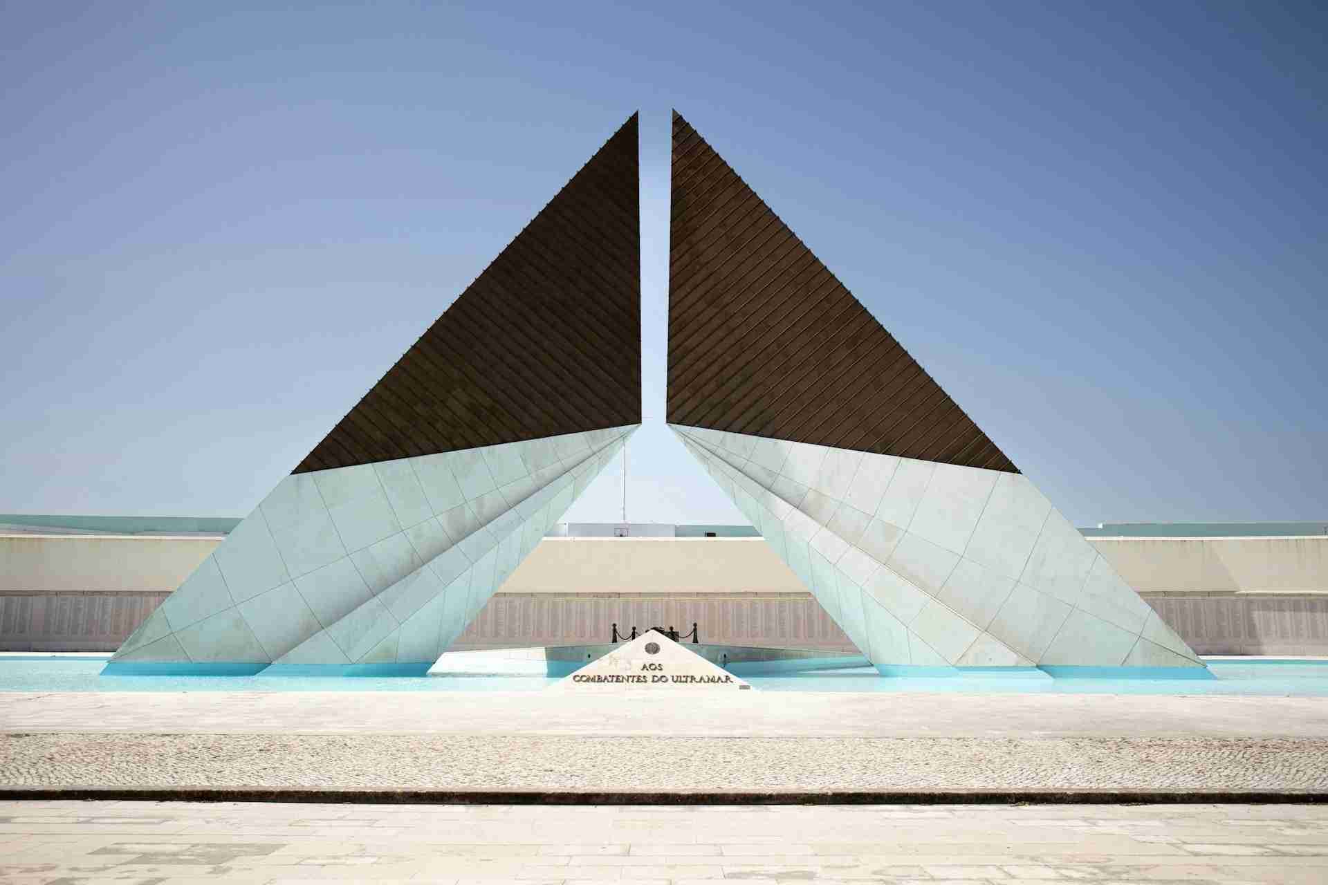 Monument to the Overseas Combatants
