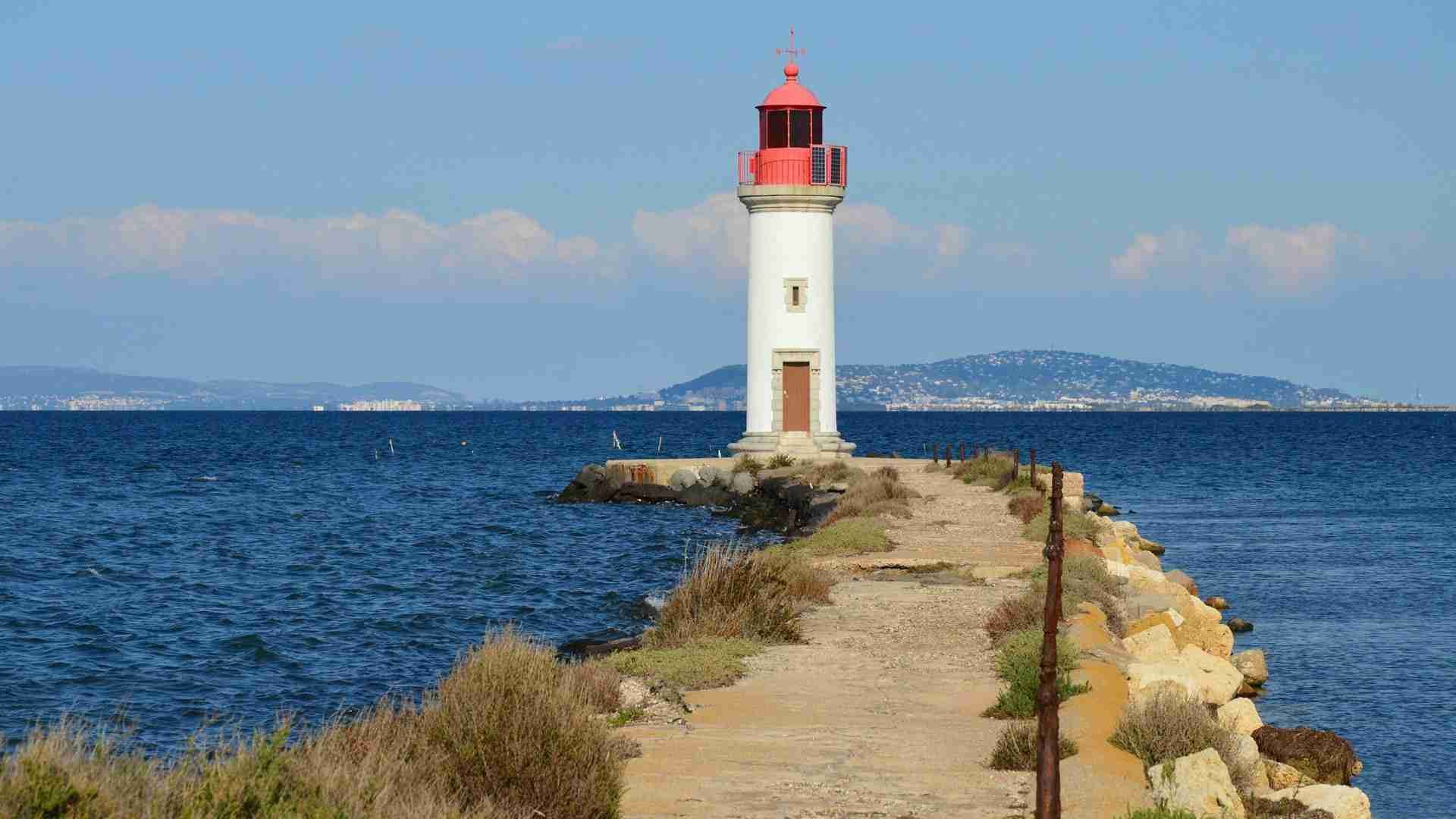 Les Onglous Lighthouse