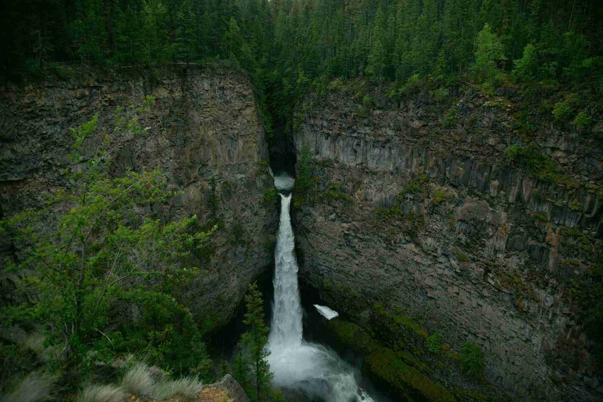 Spahats Creek Falls