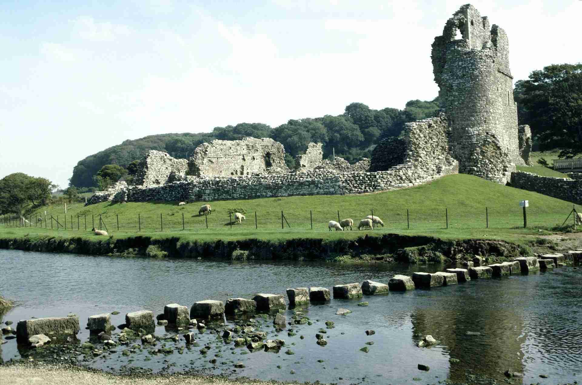 Ogmore Castle