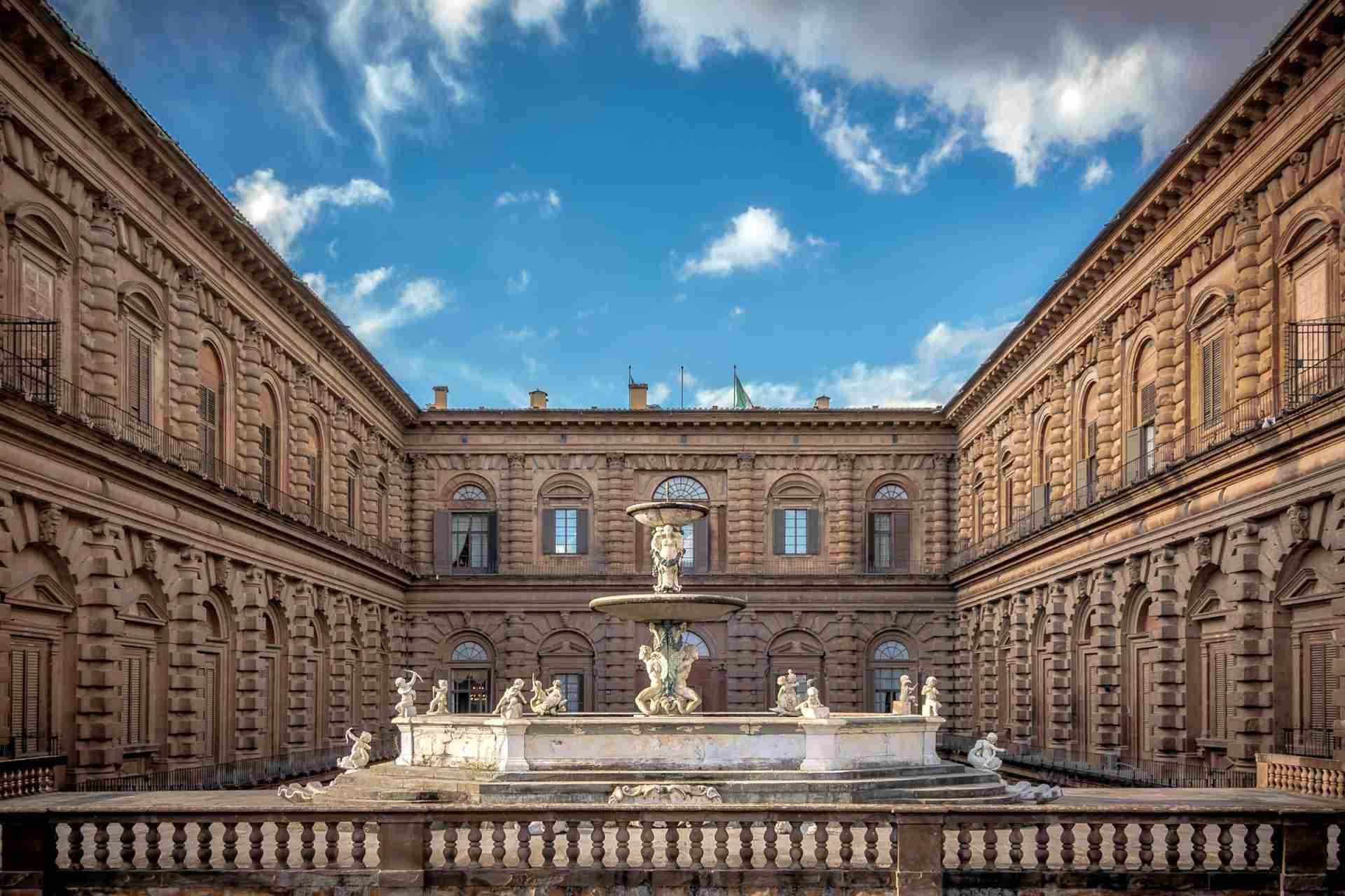 Fontana del Carciofo and Palazzo Pitti by Rob Menting