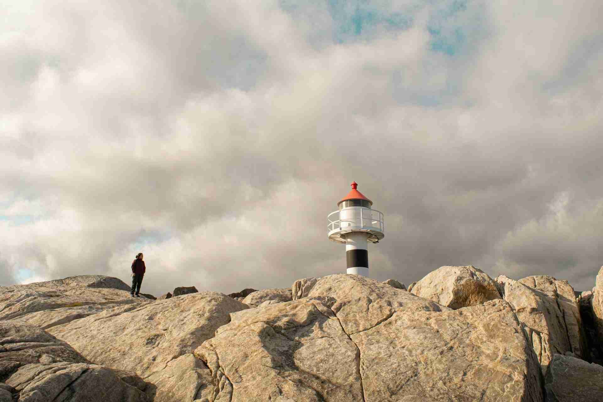 Kabelvåg Breakwater and Lighthouse
