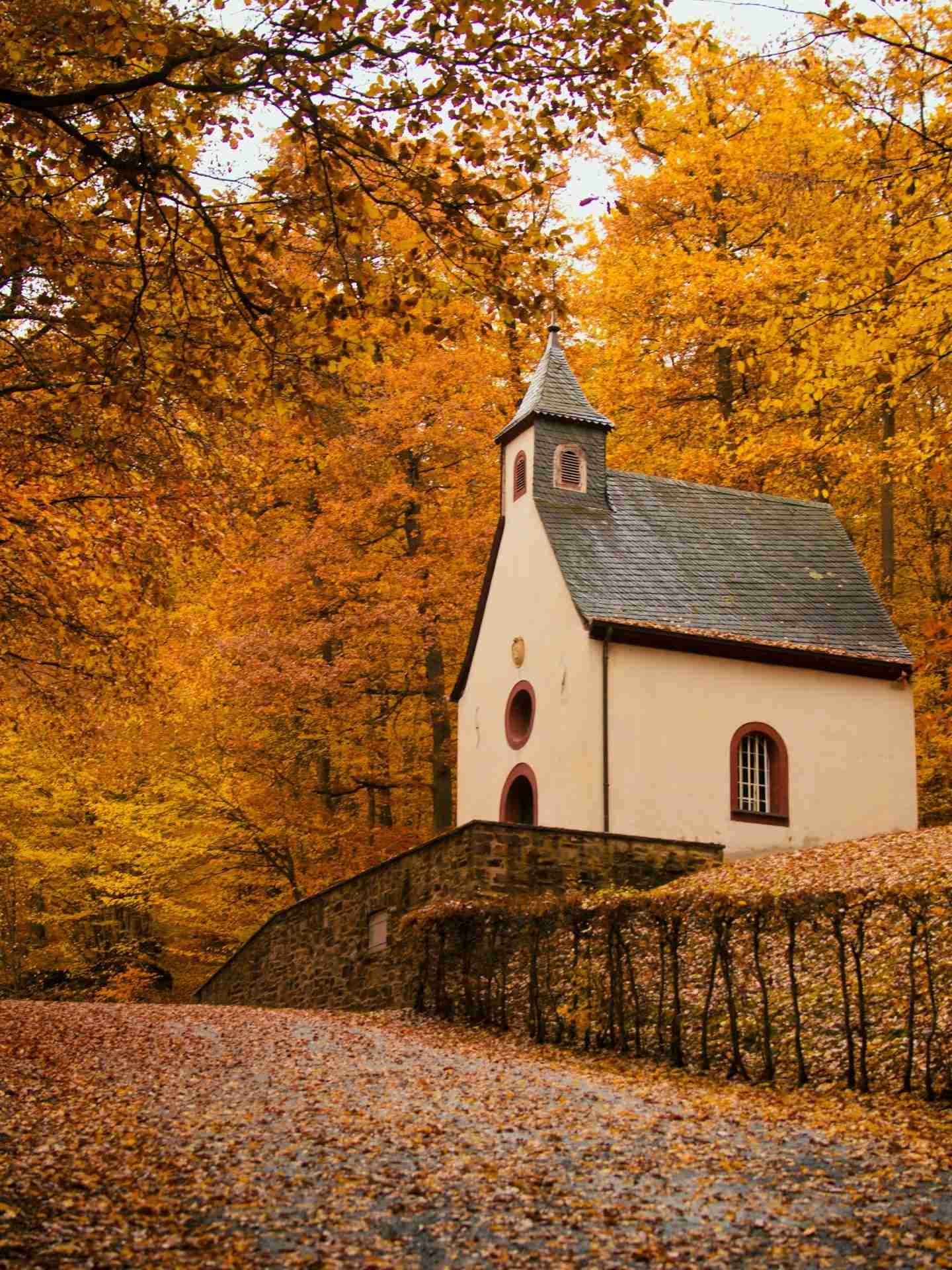 Kapelle St. Antonius by Julia Solonina