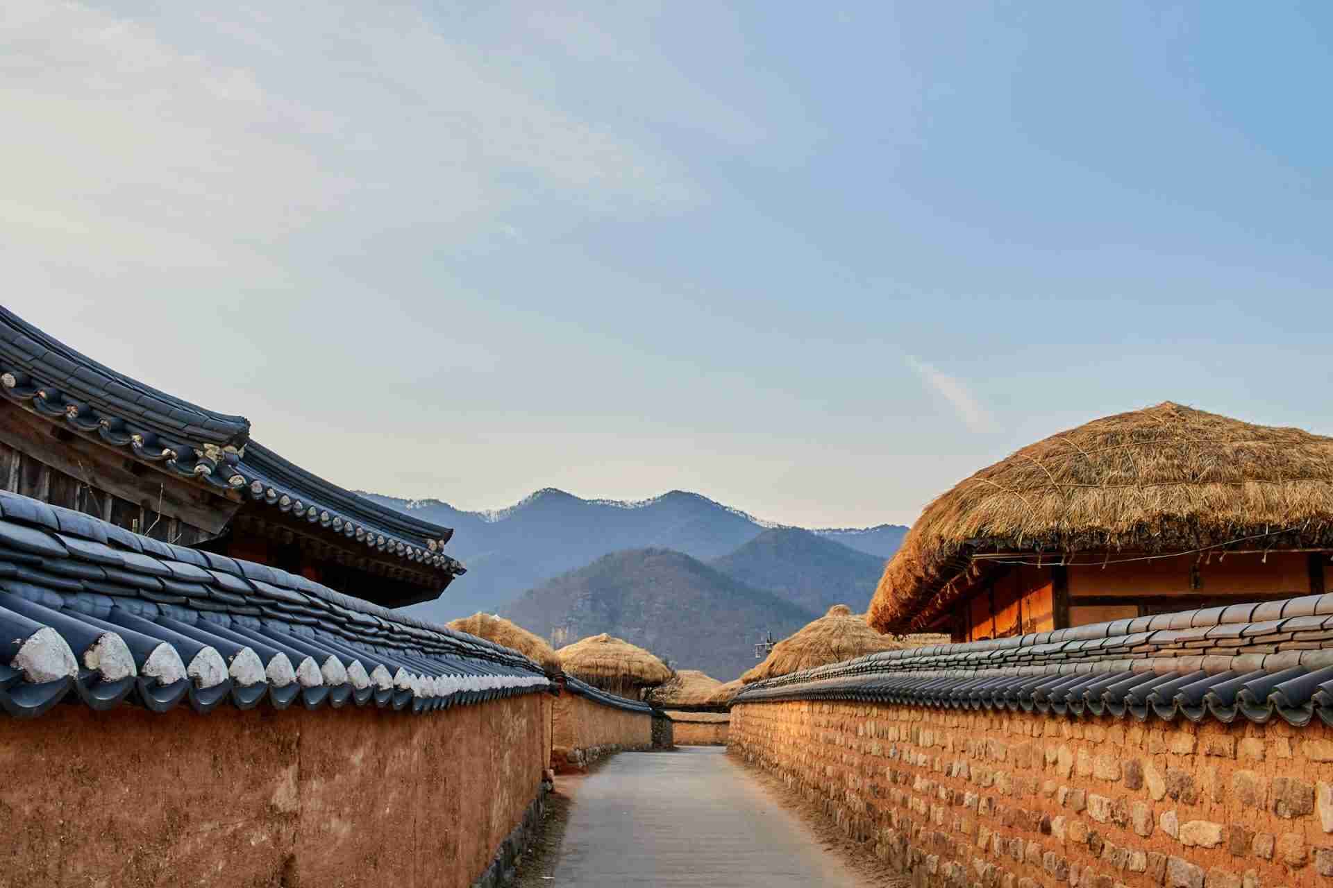 Andong Hahoe Folk Village by Jongsun Lee
