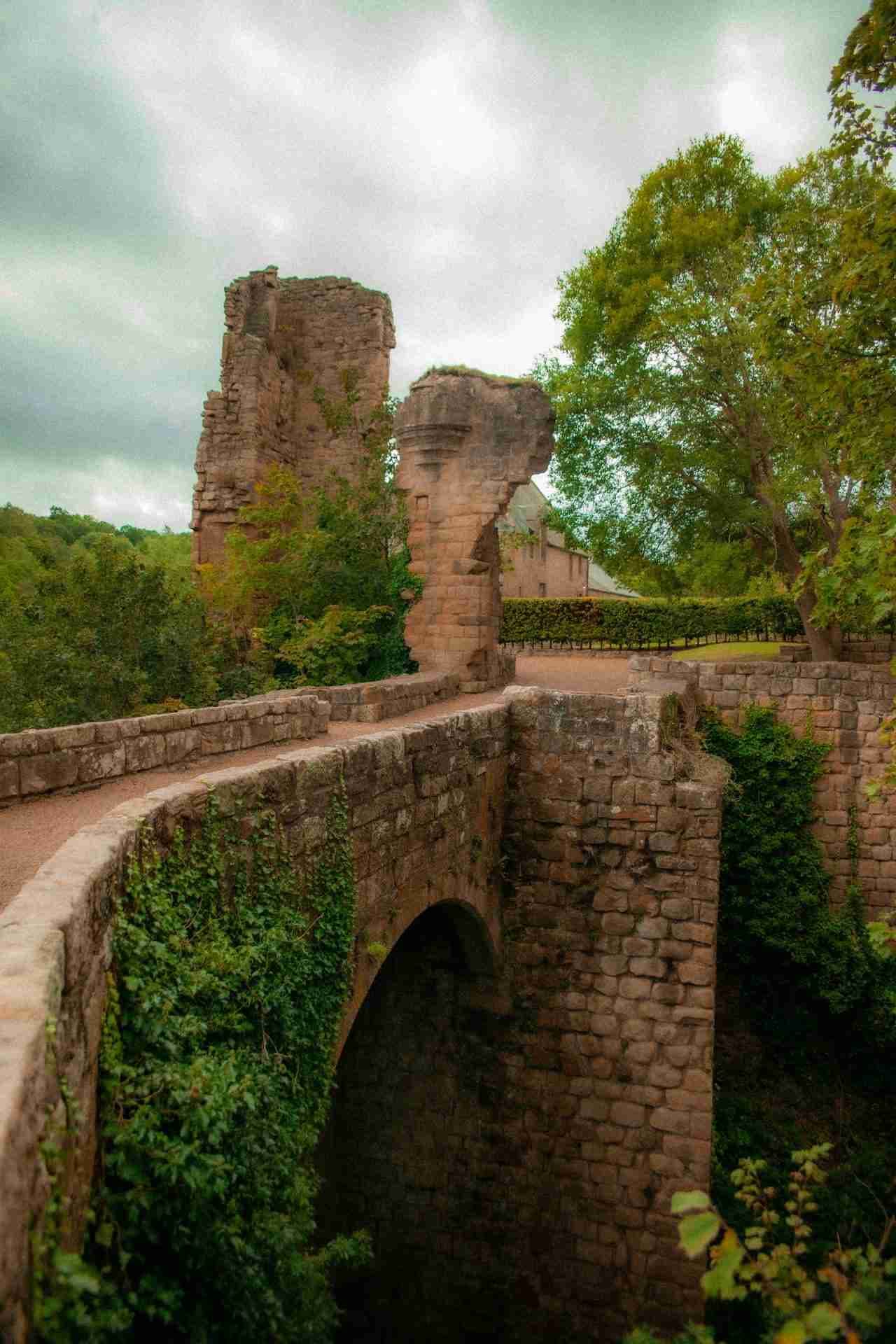 Rosslyn Castle by Klaudia Borowiec
