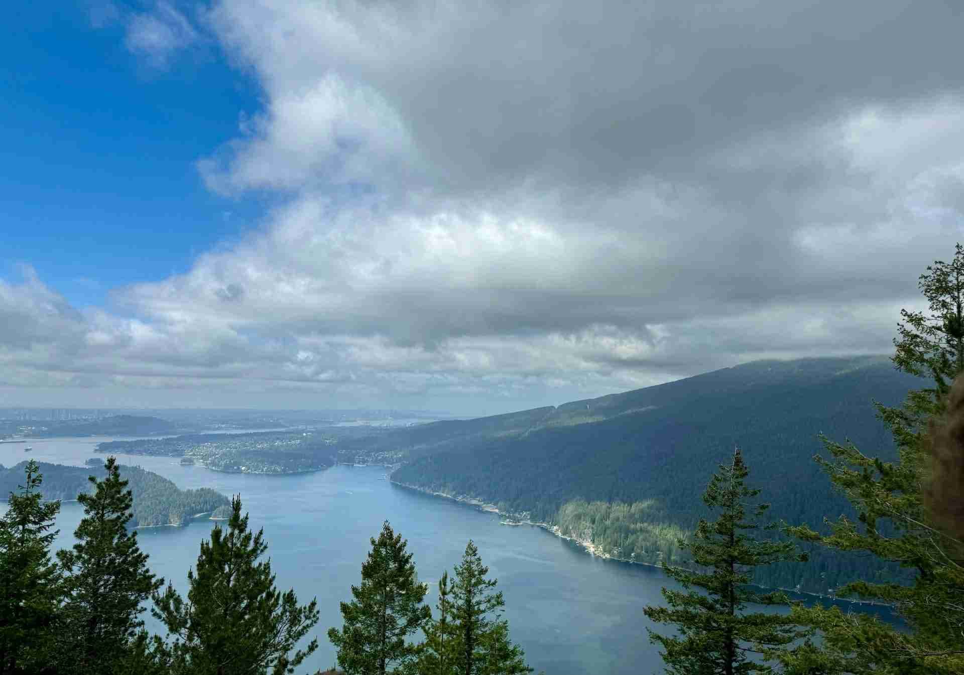 Diez Vistas Trail Views by Angelik Ifurung